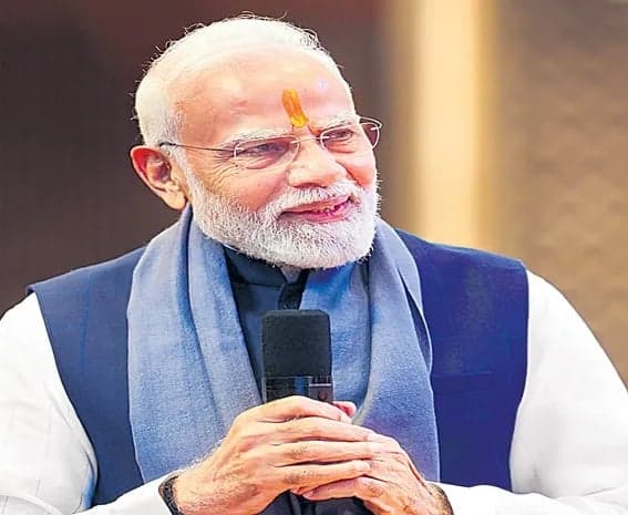విచ్ఛిన్నకర శక్తులపై ఐక్యంగా పోరాడాలి: మోదీ - Udayam