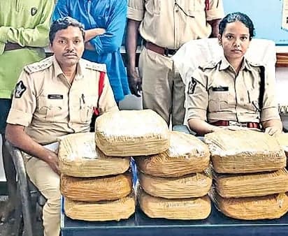 గంజాయి అక్రమ రవాణా