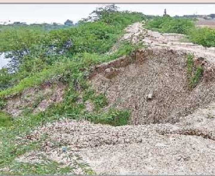 మరమ్మతులకు నోచుకోని నల్లమడ వాగు కట్టలు - Udayam