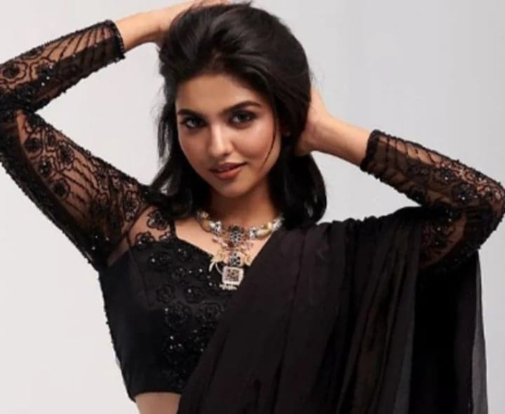 గోల్డెన్ లెగ్... మమితా