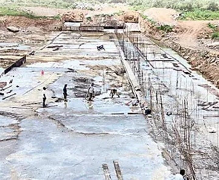 చెక్‌డ్యాంపై నాణ్యత సందేహం