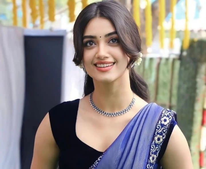 సినిమాల్లోకి రావడంపై అమ్మ 6 నెలలు మాట్లాడలేదు: భాగ్యశ్రీ - Udayam Digital