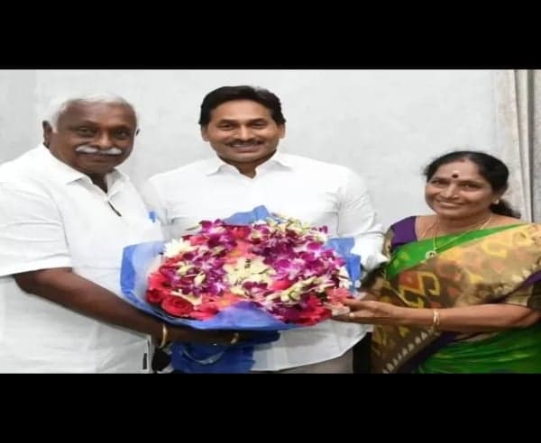 జైలు నుంచే ZPTC అభ్యర్థి నామినేషన్