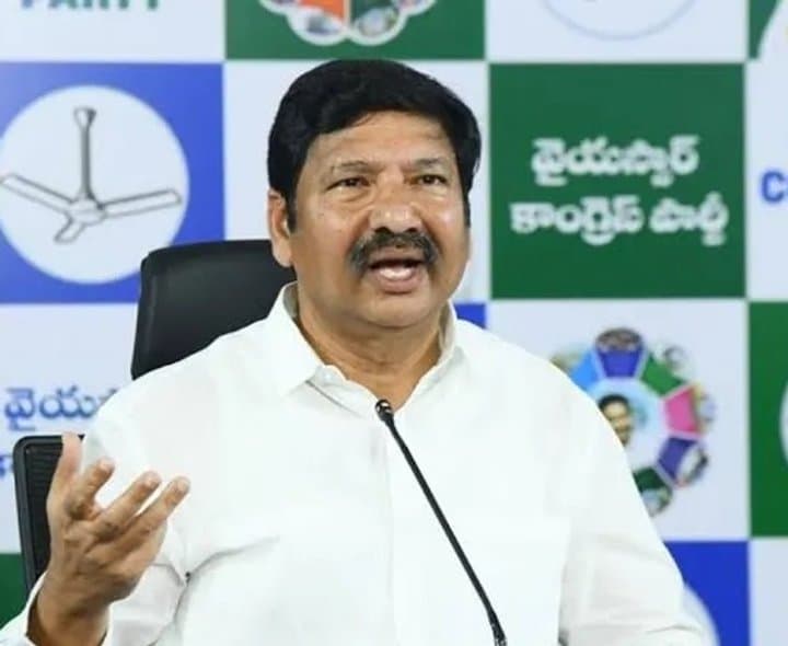 జోగి కుటుంబం పిటిషన్‌పై విచారణ వాయిదా