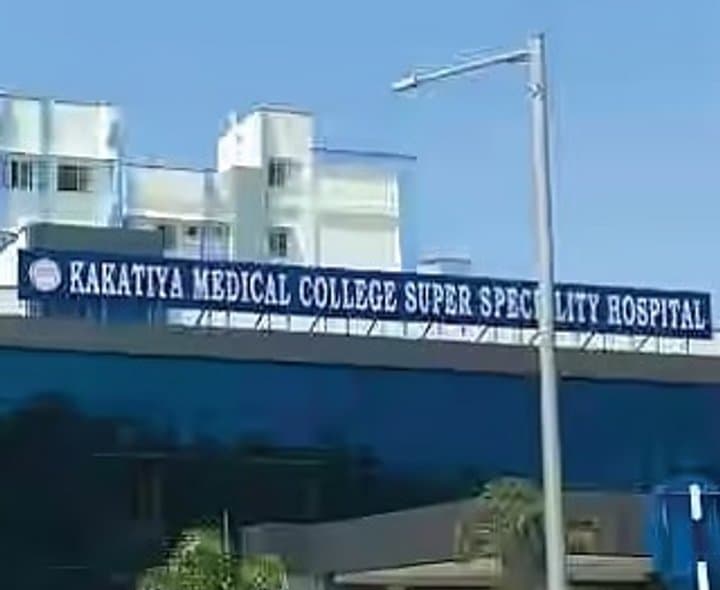 కేఎంసీ ఆసుపత్రిలో నిలిచిన ఆపరేషన్లు