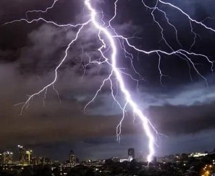 APలో పిడుగులతో వర్షాలు.. ఆరెంజ్ అలర్ట్