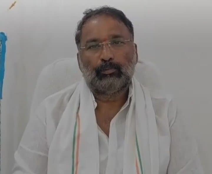 ప్రజలను మోసం చేసే రాజకీయాలు మానుకోవాలి: మంత్రి వాకిటి శ్రీహరి - Udayam Digital