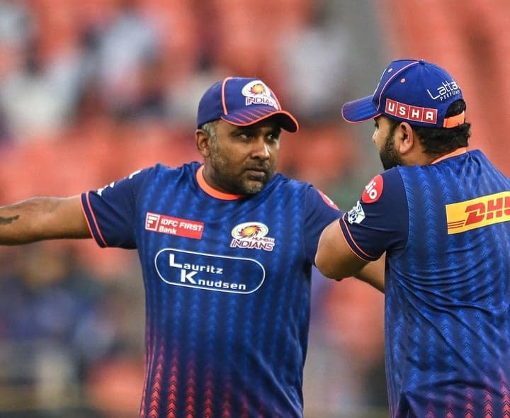 ముంబయి కోచ్‌ రేసులో ఐదుగురు