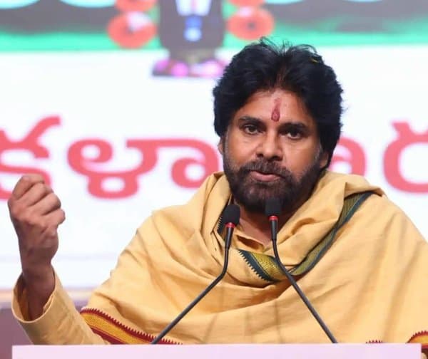 పవన్ కళ్యాణ్ కి సర్జరీ