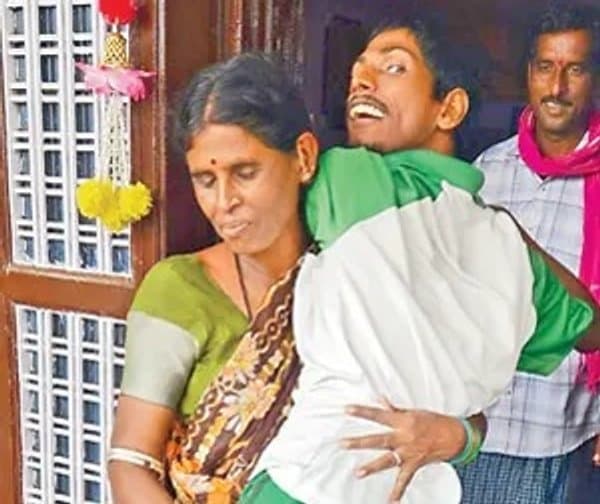 మంచానికే పరిమితమైన 25 ఏళ్ల బాలాజీ