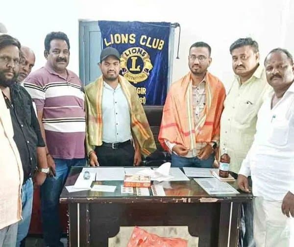 వైద్య వృత్తి చాలా పవిత్రమైంది