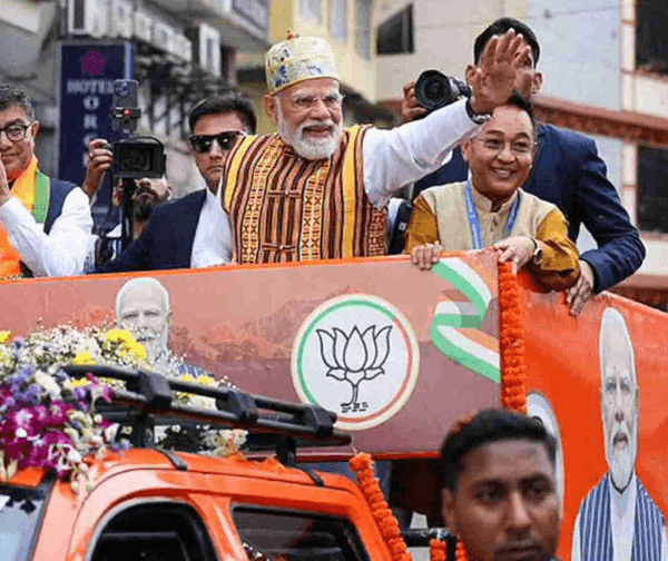 సిక్కిం వేడుకల్లో ప్రధాని మోదీ: గ్యాంగ్‌టక్‌లో ఘన రోడ్‌షో - Udayam Digital