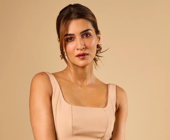 దుస్తులపై కృతి సనన్‌ స్పందన