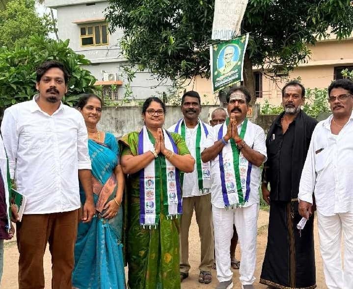 రామచంద్రపురం 11వ వార్డులో వైసీపీ ప్రచారం - Udayam