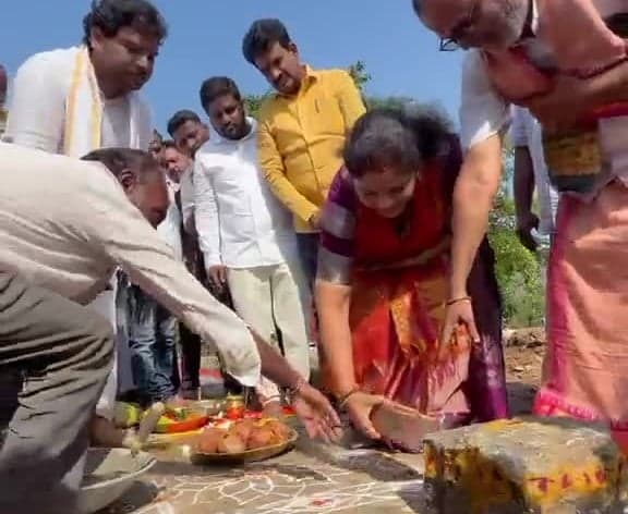 పోలమాంబ ఆలయ అభివృద్ధికి శంకుస్థాపన - Udayam