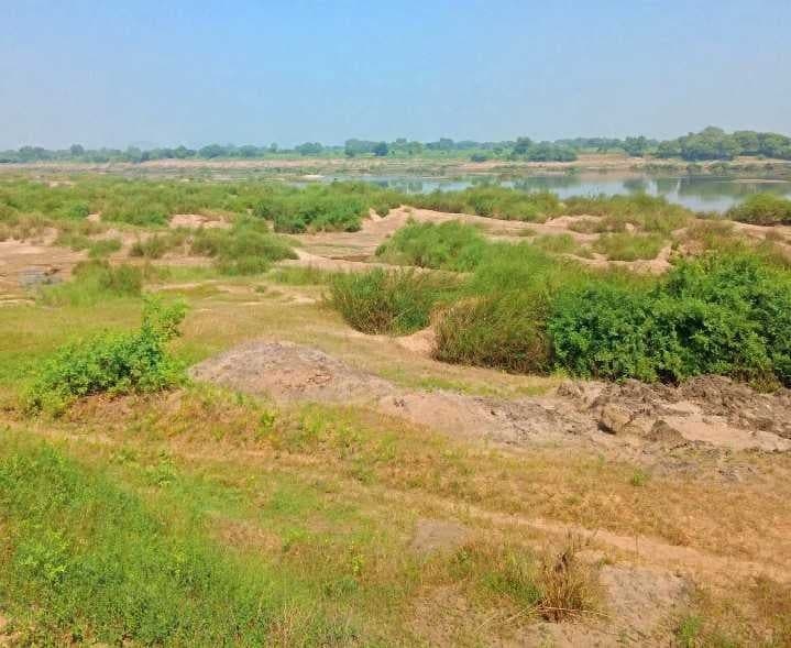 శంకుస్థాపనకే పరిమితమైన వార్ధా వంతెన - Udayam