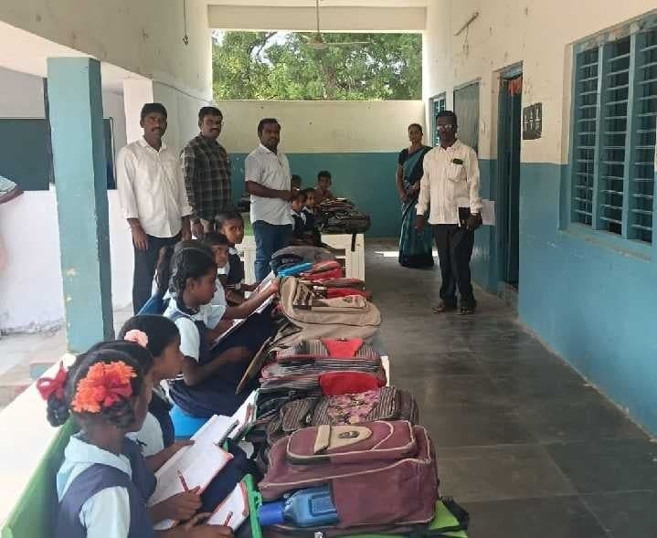 షేర్‌పల్లి పాఠశాలను పరిశీలించిన ప్లానింగ్ కోఆర్డినేటర్ - Udayam
