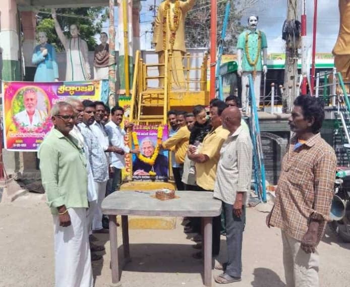 పర్చూరులో కలాం జయంతి వేడుకలు - Udayam