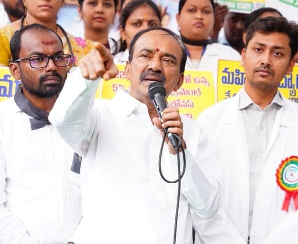 ఎన్‌హెచ్‌ఎం ఉద్యోగులకు ఉద్యోగ భద్రత కల్పించాలి: ఈటల రాజేందర్