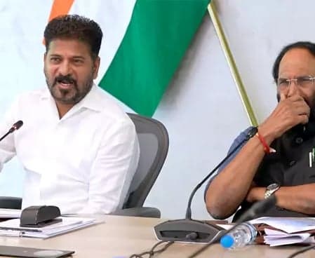 మహారాష్ట్రతో చర్చలకు సిద్ధం కావాలి: సీఎం