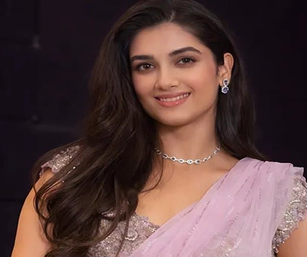 ఐరన్ లెగ్ ముద్రపై హీరోయిన్