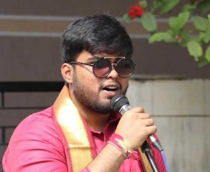 ఫామ్‌హౌస్‌లో బీటెక్ విద్యార్థి మృతి