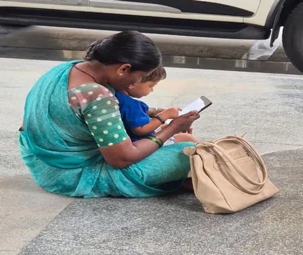 ప్రజావాణిలో చదువుల తల్లి