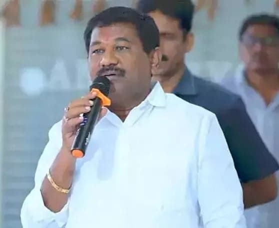 విజయవాడ సచివాలయ ఉద్యోగుల ఆందోళన