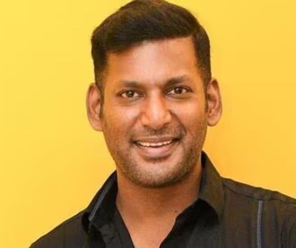 పాఠశాలల వద్ద మద్యం దుకాణాల రద్దు: సీఎం విజయ్‌పై విశాల్ ప్రశంసలు