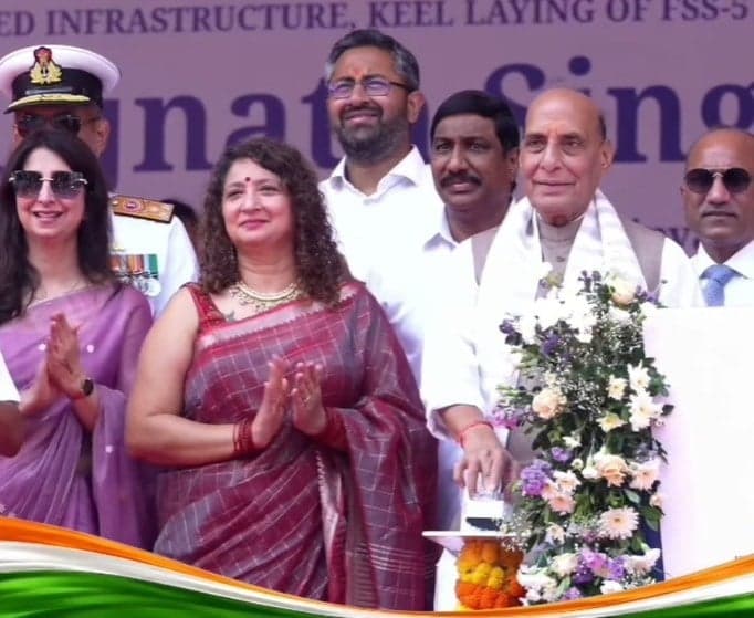 నేవీకి సపోర్ట్‌గా ‘సూర్య’
