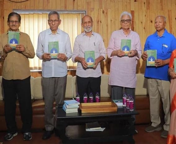 ఒకే వేదికపై రెండు పుస్తకాలు