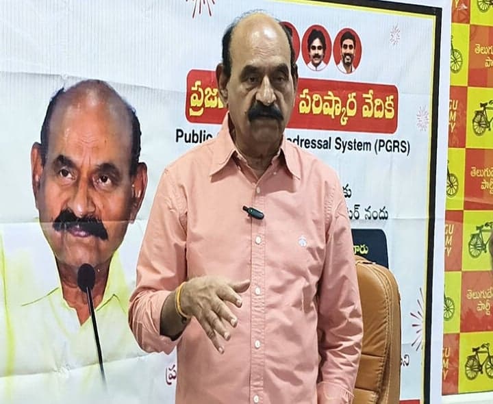 ఉచిత శిక్షణకు దరఖాస్తుల గడువు పెంపు - Udayam