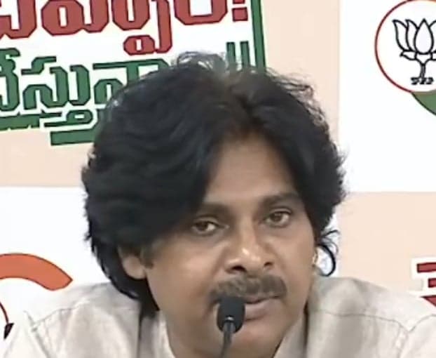 తుఫాన్‌పై సీఎం సమీక్షకు పవన్‌ కల్యాణ్‌ ప్రశంసలు