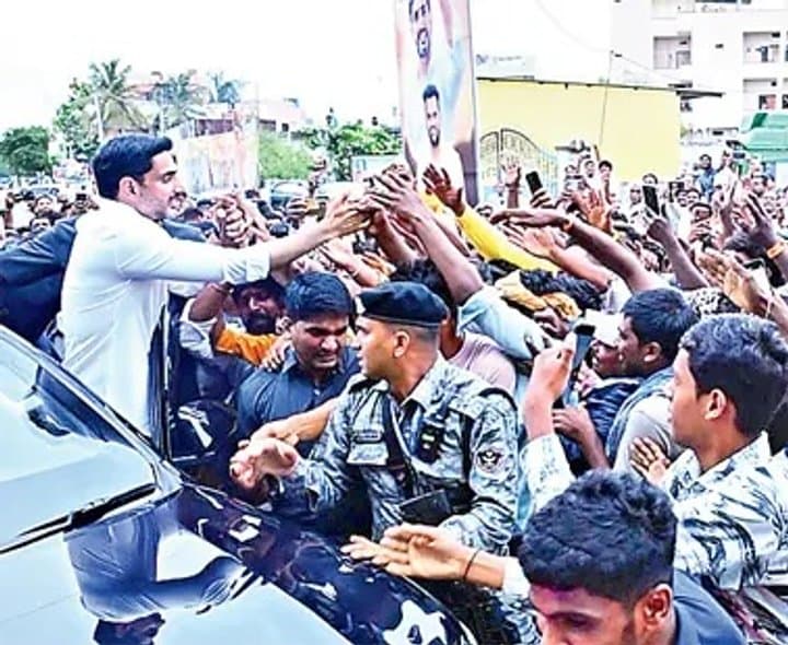 ఆదోనిలో మంత్రి లోకేశ్‌కు ఘన స్వాగతం