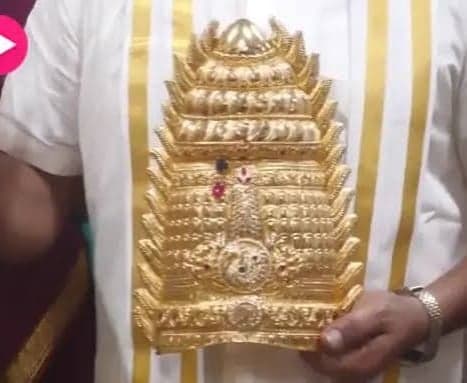 దుర్గమ్మకు రూ.75 లక్షల బంగారు కిరీటం