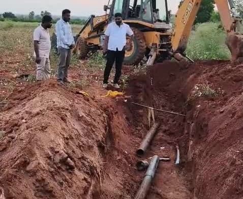 మిషన్ భగీరథ పైప్‌లైన్‌కు మరమ్మతులు - Udayam