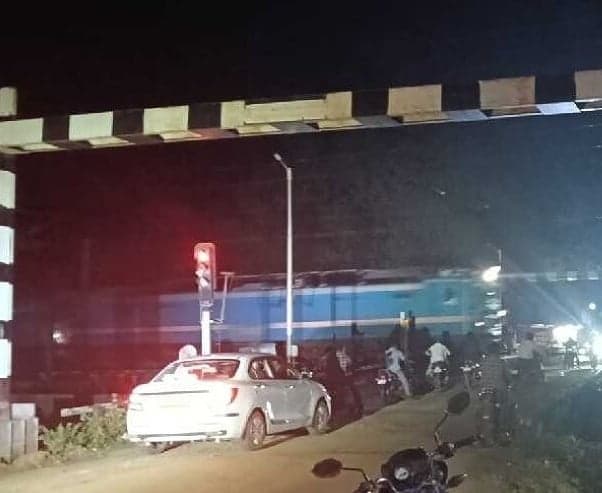 మహానందిలో 4 రోజుల పాటు రైల్వే గేట్ బంద్