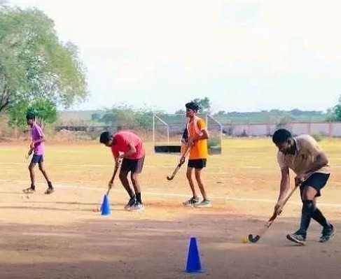 మైనంపాడులో 30న అండర్-19 హాకీ ఎంపికలు - Udayam
