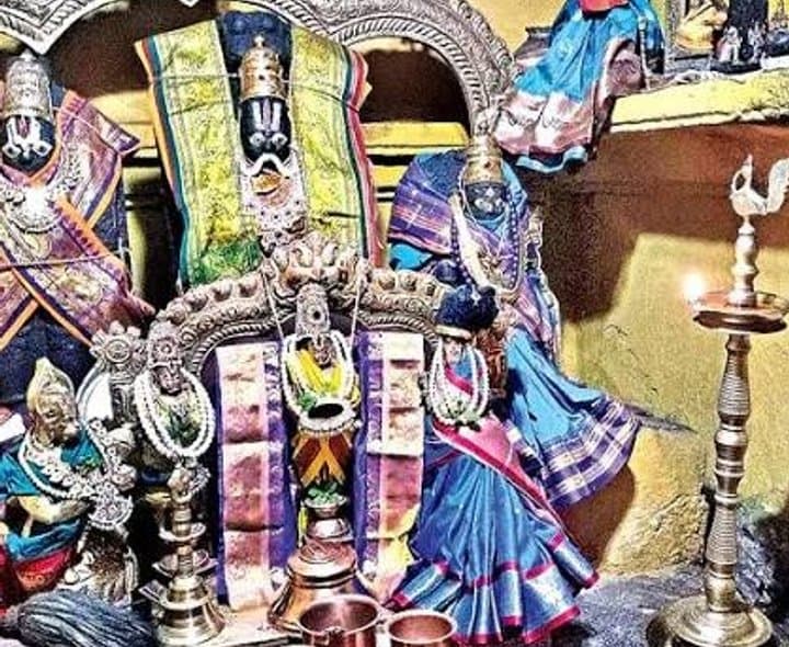 ఎత్తం రాములోరి ఆలయంలో అఖండజ్యోతి