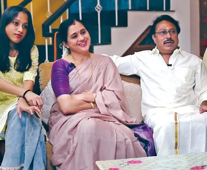 సినీ రంగానికి దూరంగా దేవయాని వారసురాలు - Udayam