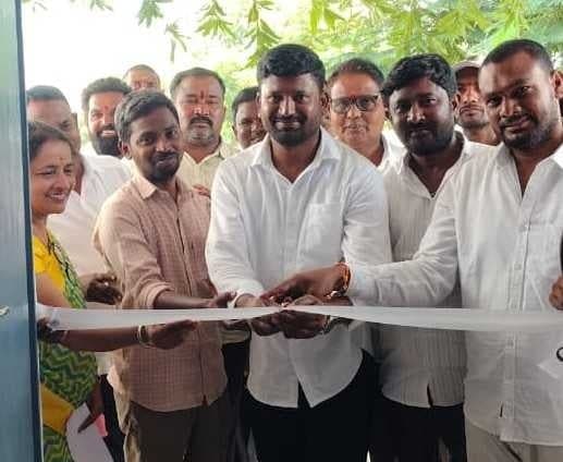 రూ.12 లక్షలతో కిచెన్‌ షెడ్‌, టాయిలెట్లు - Udayam