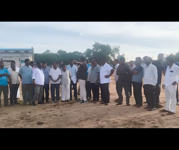 మక్తల్‌లో రూ.25 కోట్లతో అత్యాధునిక స్టేడియం!