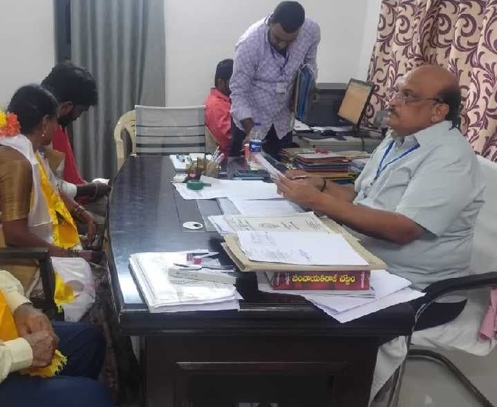 నిడదవోలులో నేడు MPTC నామినేషన్ల పరిశీలన - Udayam