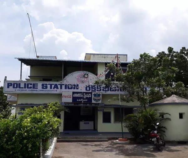 ఖమ్మంలో అంతర్రాష్ట్ర దొంగల ముఠా అరెస్ట్