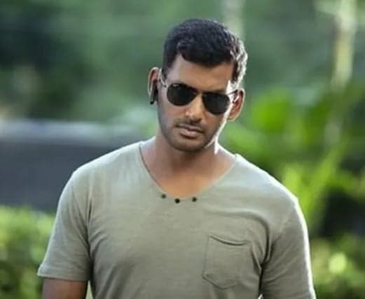 షూటింగ్‌లో ప్రమాదం.. విశాల్‌కు గాయాలు - Udayam