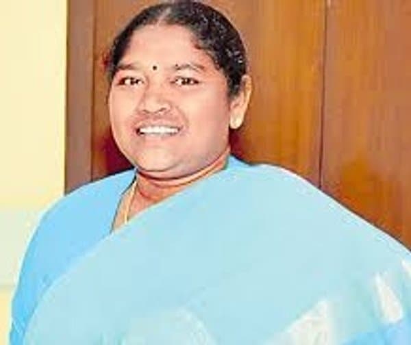 ములుగులో రూ. 4 కోట్లతో క్రీడా స్టేడియం - Udayam Digital