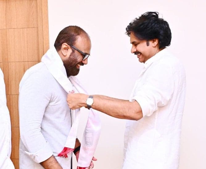 పవన్ కల్యాణ్ సమక్షంలో జనసేనలో చేరిన వంగవీటి రాధా