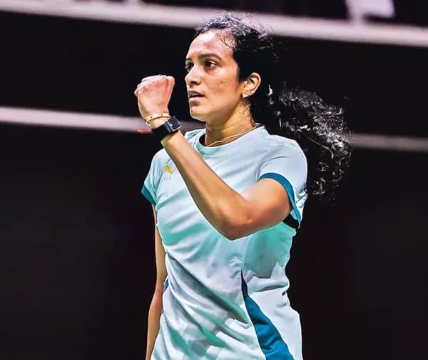 సింగపూర్‌ ఓపెన్‌లో సింధు, సాత్విక్‌-చిరాగ్‌ జంట విజయం