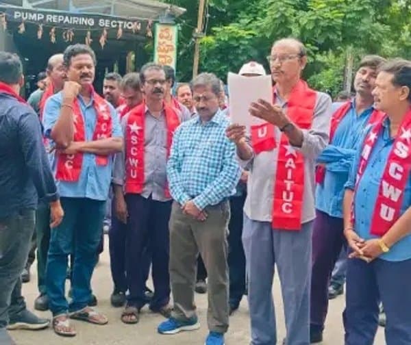 సింగరేణి కార్మికుల నిరసన