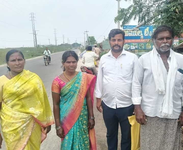 వేముల-1 టీడీపీ అభ్యర్థిగా వెంకాయమ్మ నామినేషన్‌ - Udayam